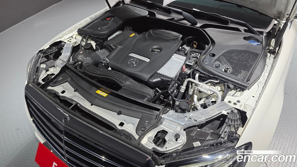 Mercedes-Benz E-Class 2018