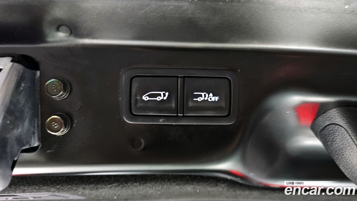 Hyundai Staria 2025