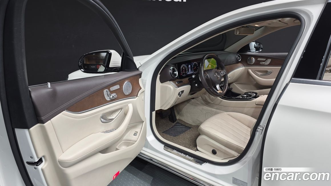Mercedes-Benz E-Class 2018