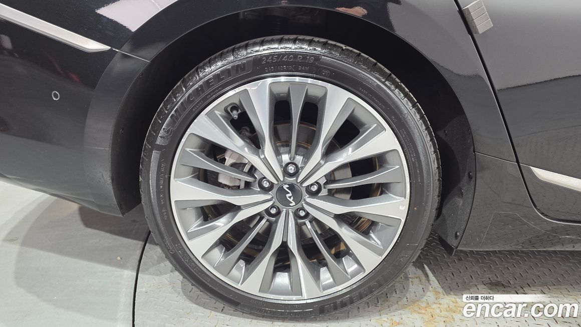 Kia K8 2023