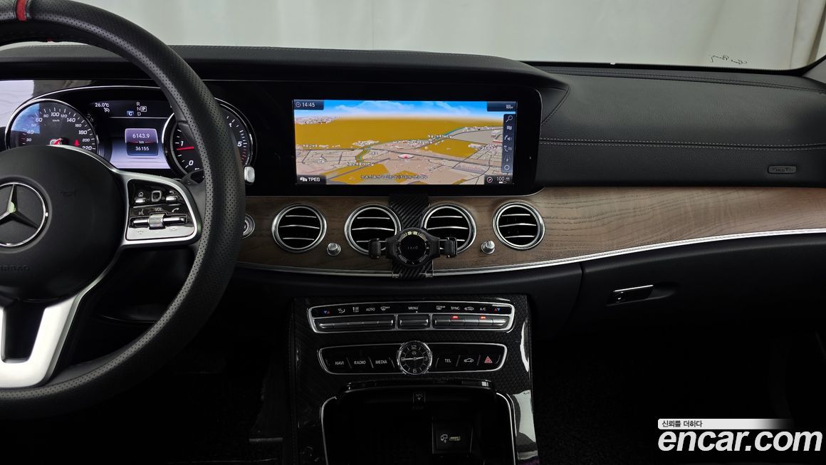 Mercedes-Benz E-Class 2019