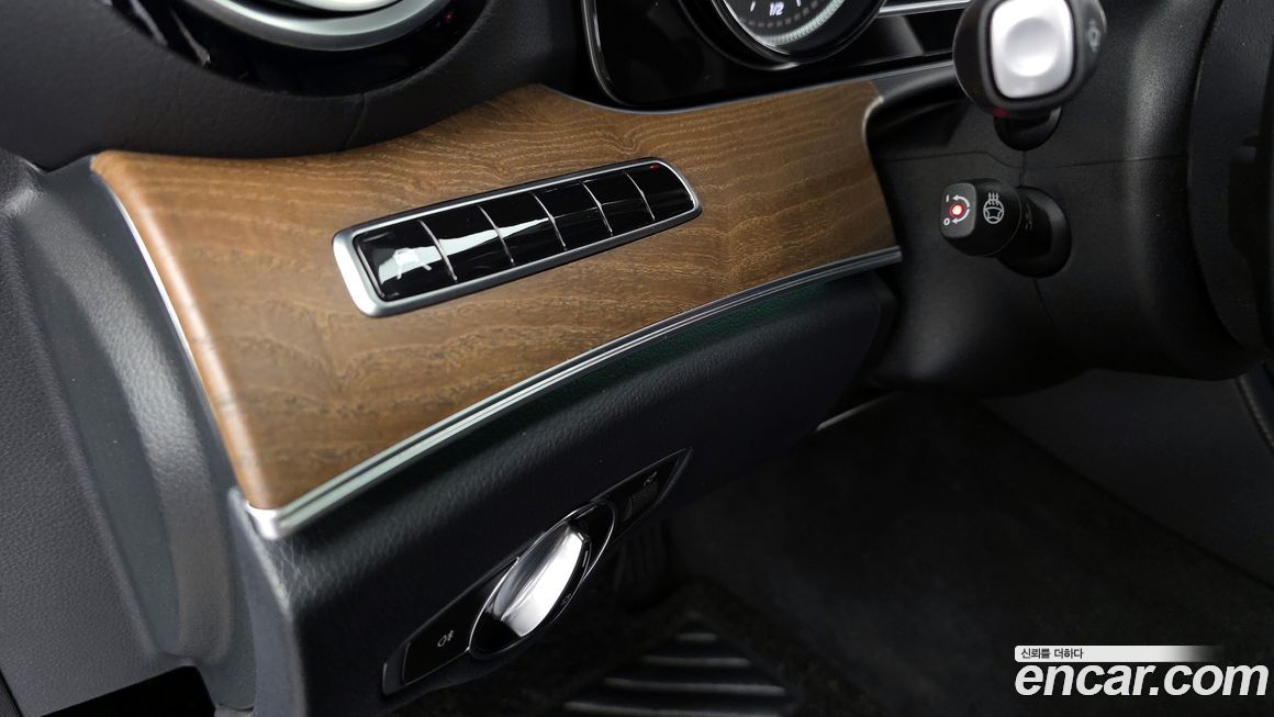 Mercedes-Benz E-Class 2019