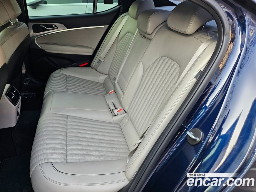 Genesis G70 2021