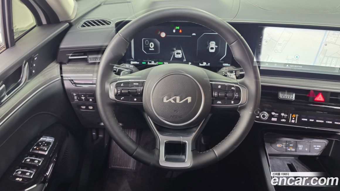 Kia K5 2025