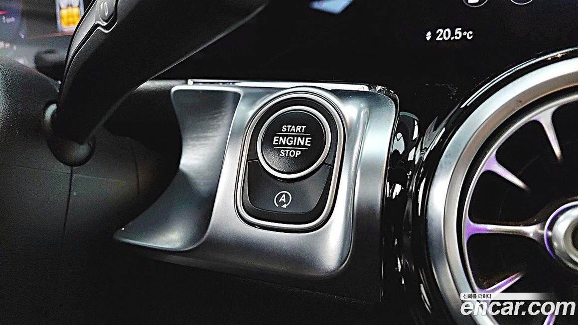 Mercedes-Benz GLB-Class 2021