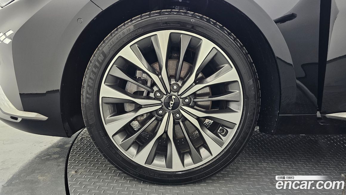 Kia K8 2024