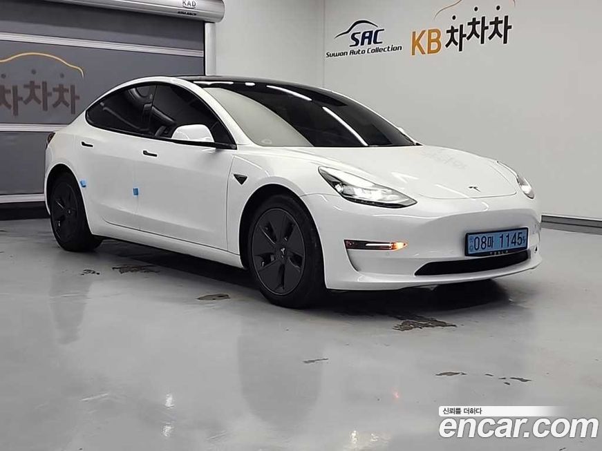 Tesla Model 3 2022