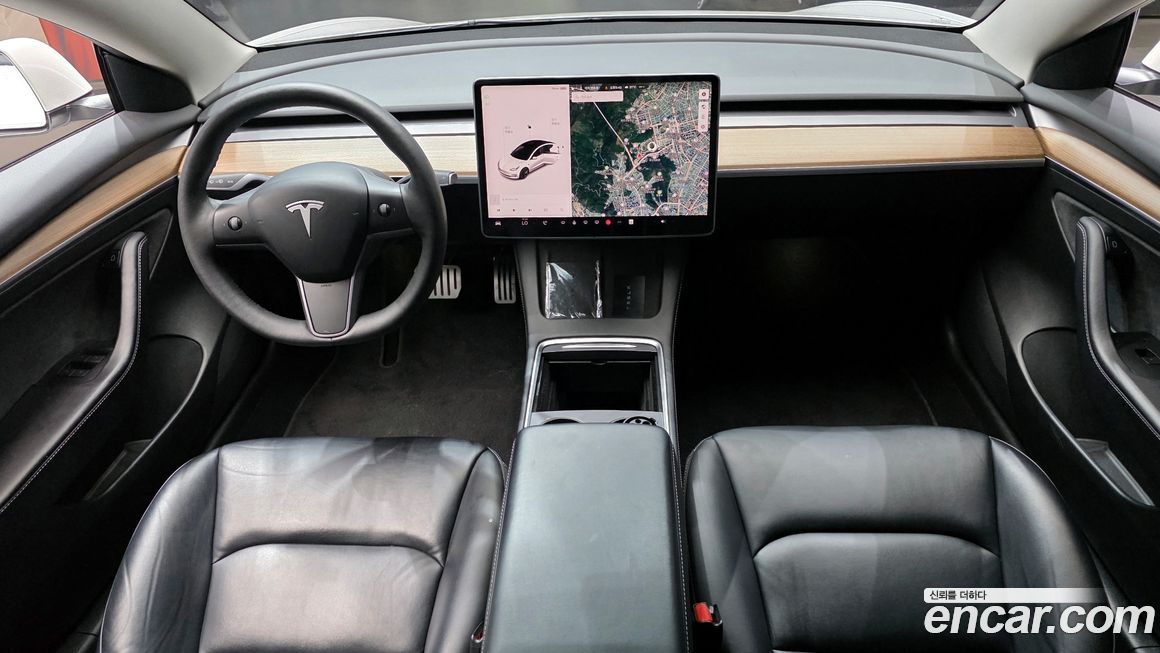 Tesla Model 3 2022