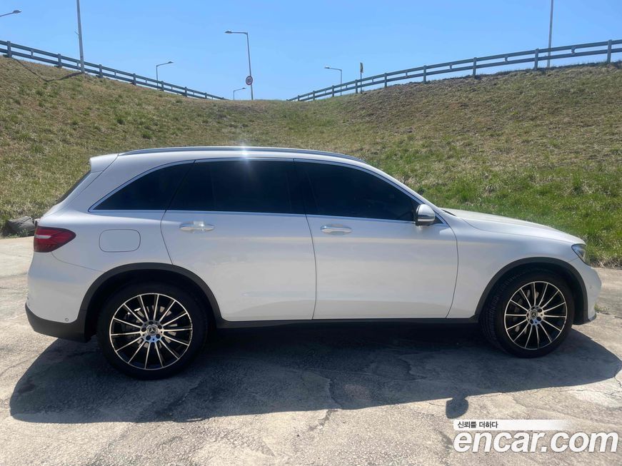 Mercedes-Benz GLC-Class 2018