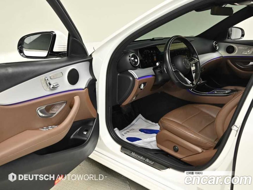 Mercedes-Benz E-Class 2021