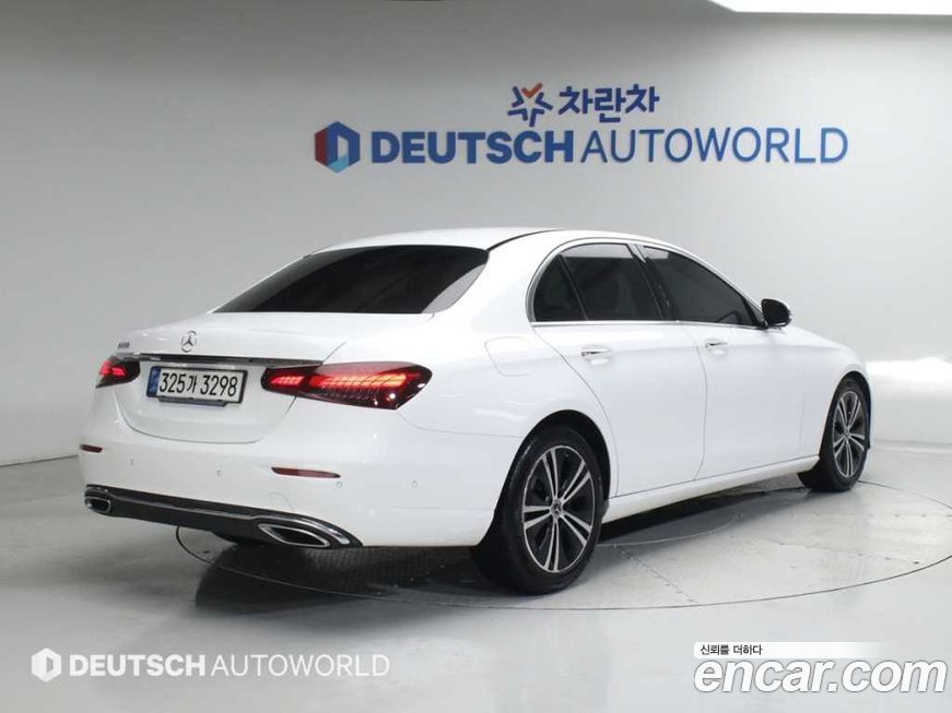Mercedes-Benz E-Class 2021