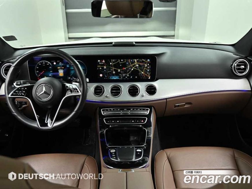 Mercedes-Benz E-Class 2021
