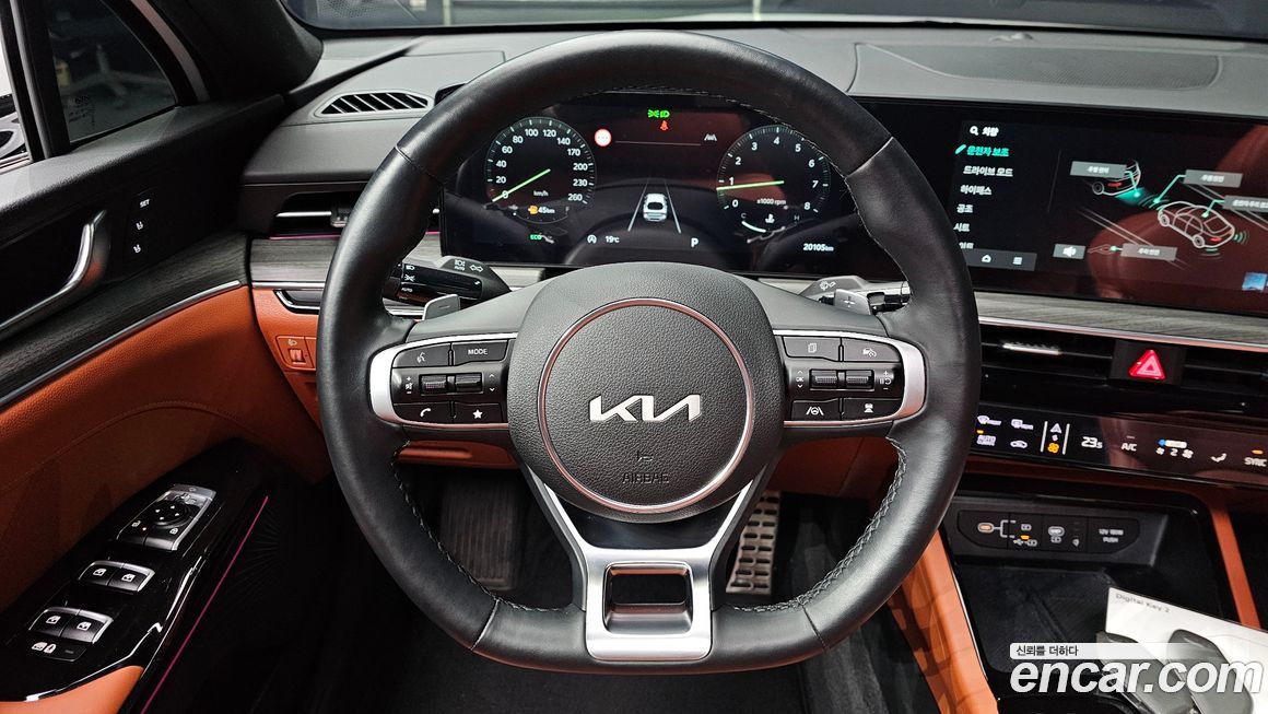 Kia K5 2025