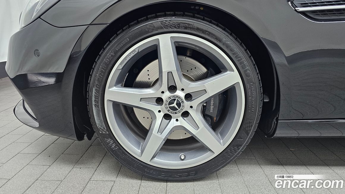 Mercedes-Benz SLC-Class 2019