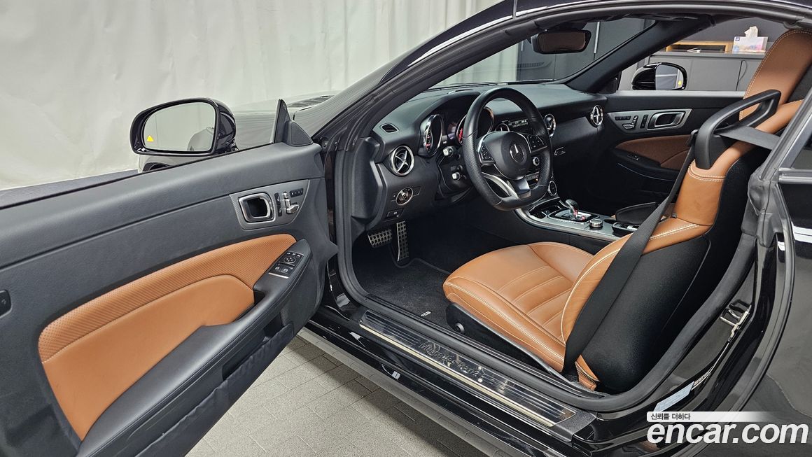 Mercedes-Benz SLC-Class 2019