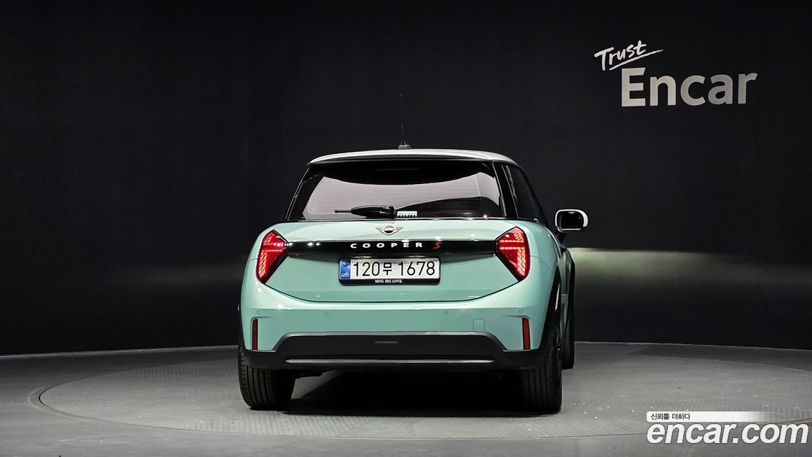 Mini Cooper 2025