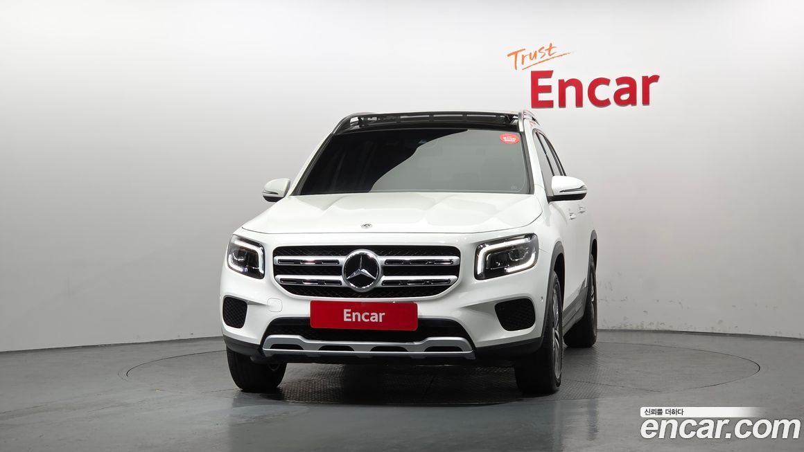Mercedes-Benz GLB-Class 2021