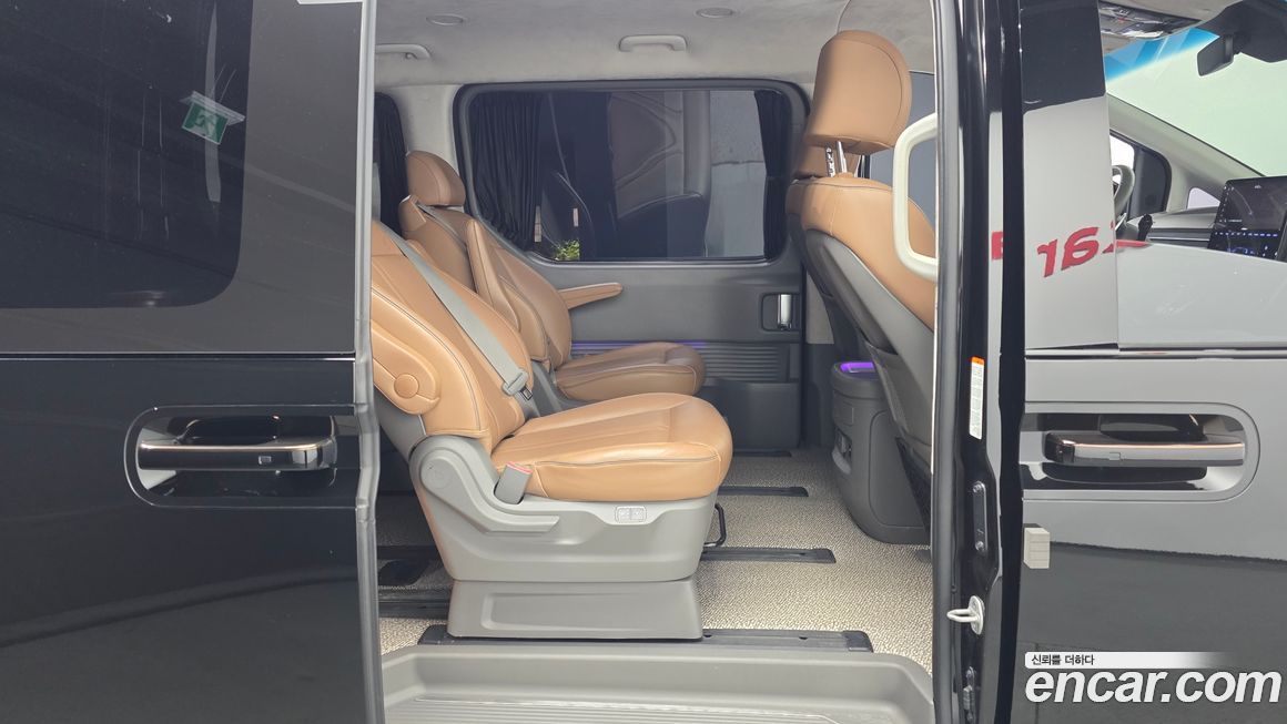 Hyundai Staria 2023