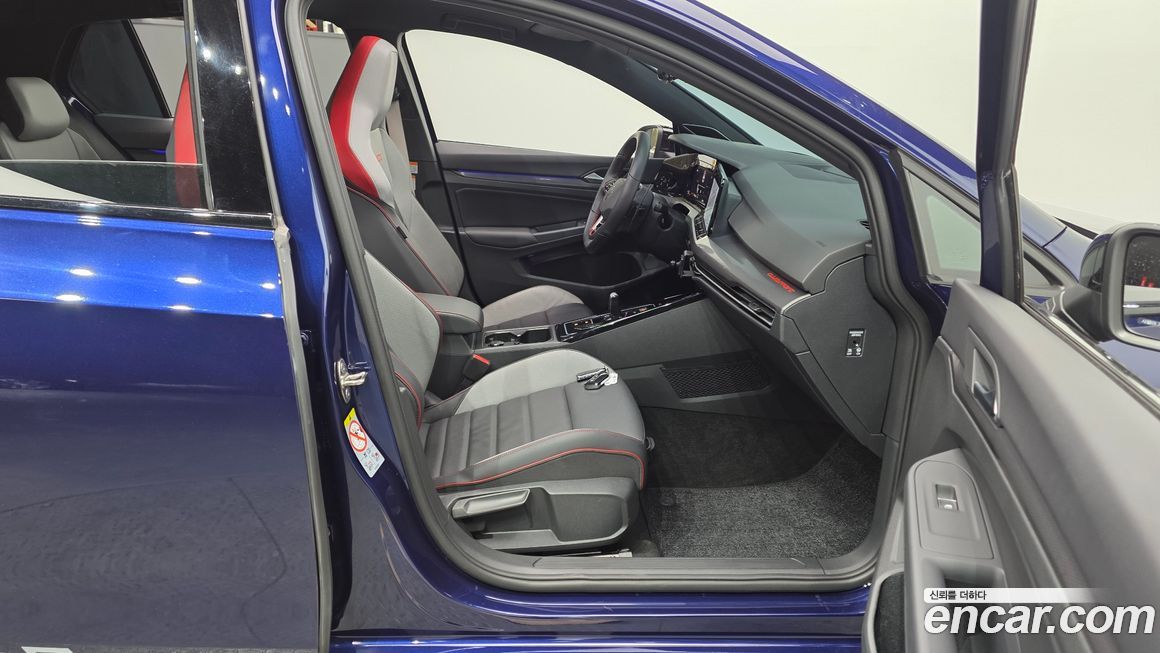 Volkswagen Golf 2023