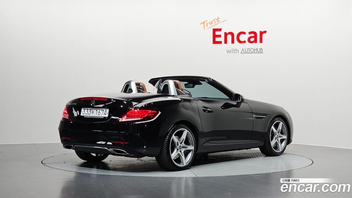 Mercedes-Benz SLC-Class 2019