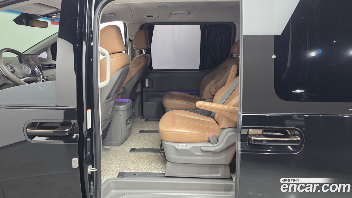 Hyundai Staria 2023