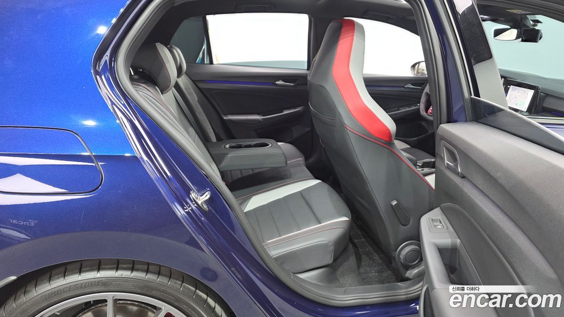 Volkswagen Golf 2023