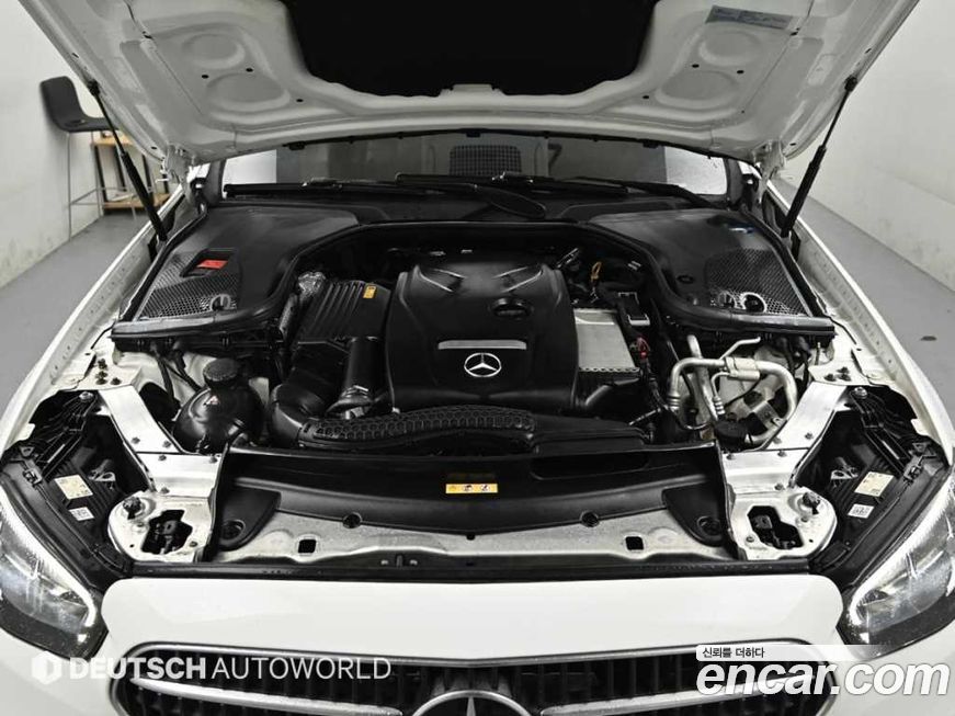 Mercedes-Benz E-Class 2021