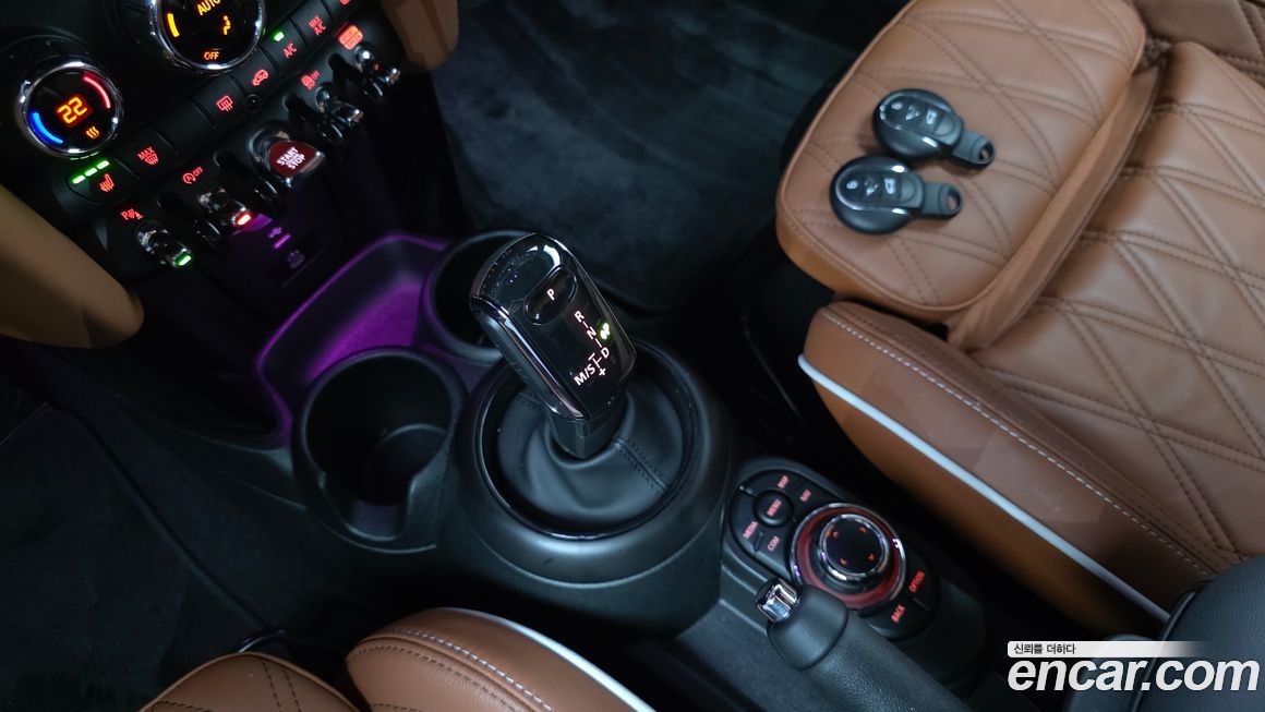 Mini Cooper Convertible 2024