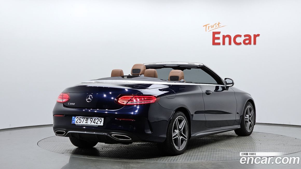 Mercedes-Benz C-Class 2021