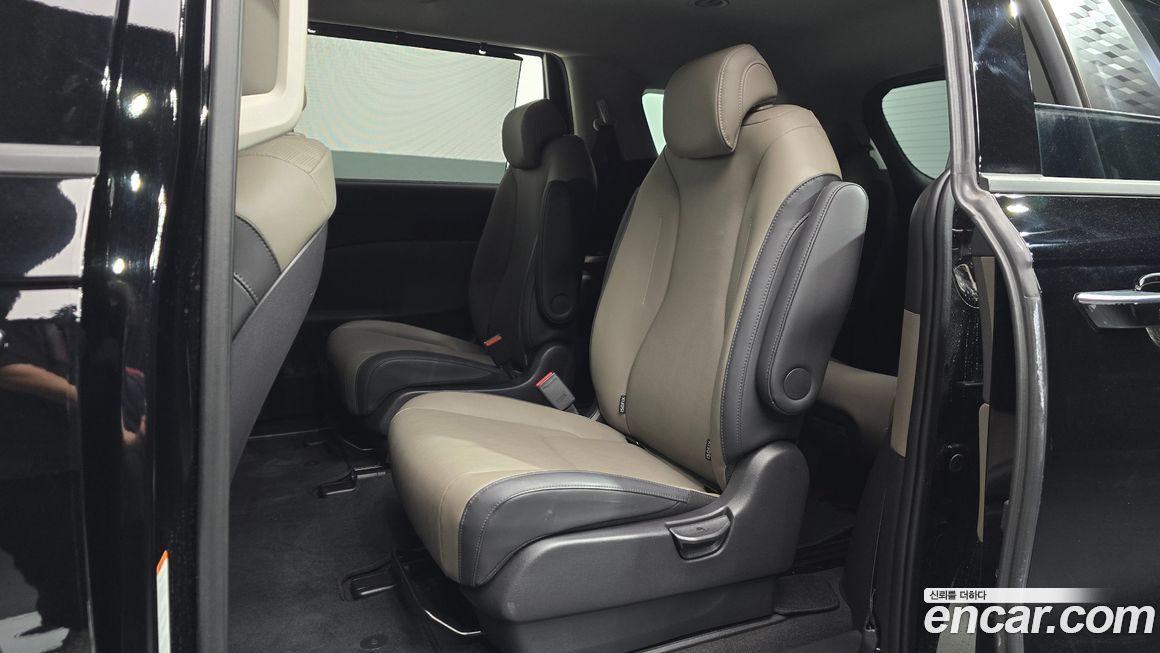 Kia Canival 2025