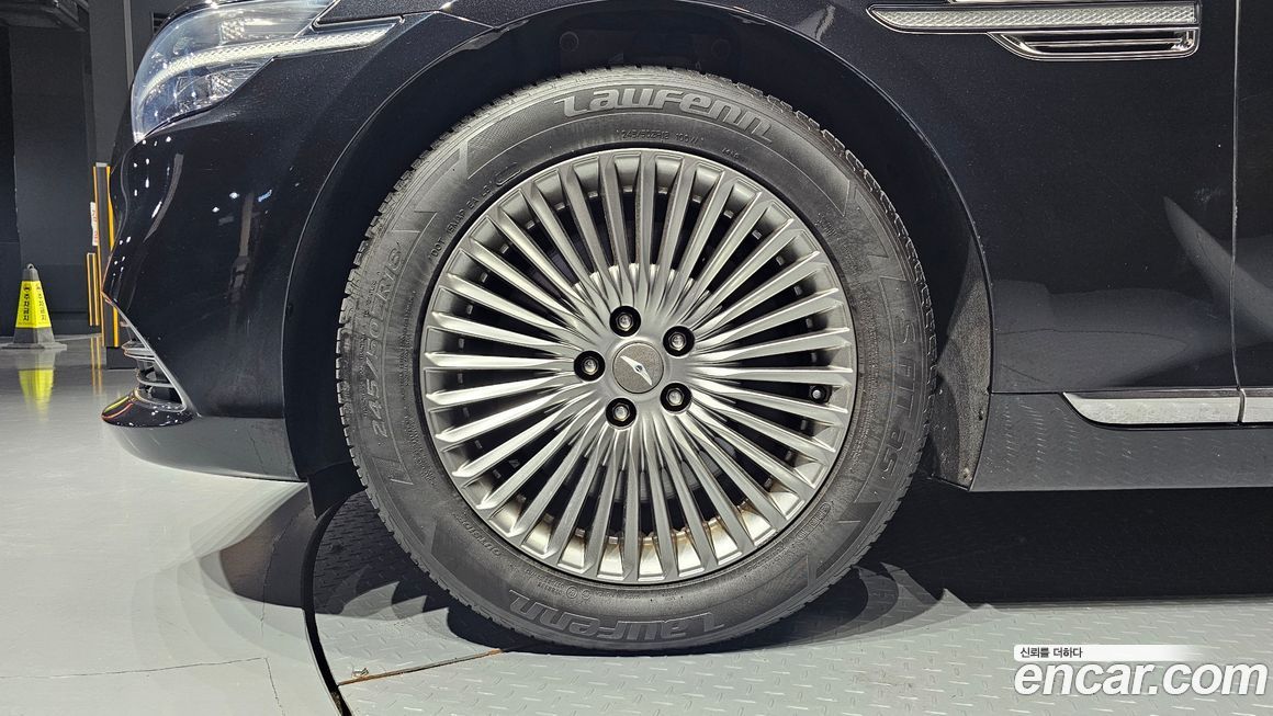 Genesis G90 2021