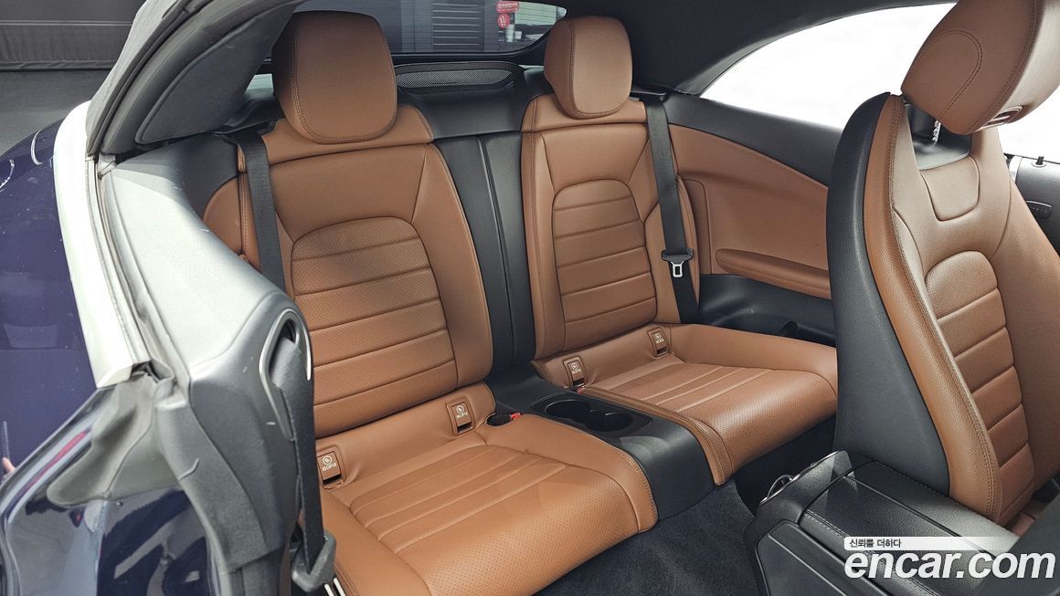 Mercedes-Benz C-Class 2021