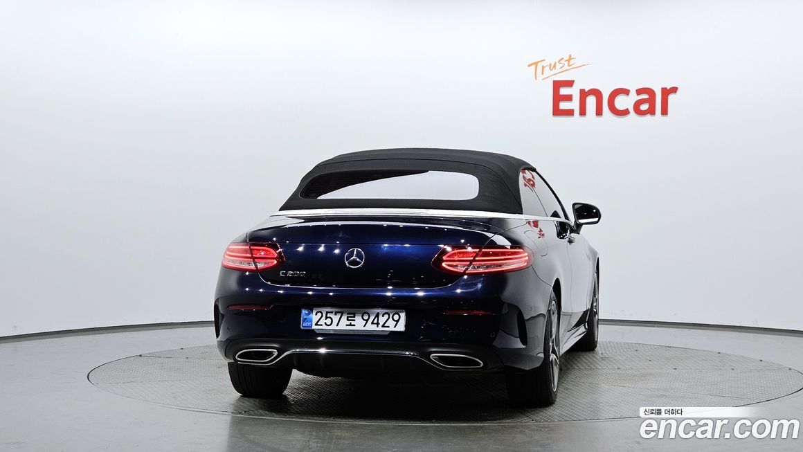 Mercedes-Benz C-Class 2021