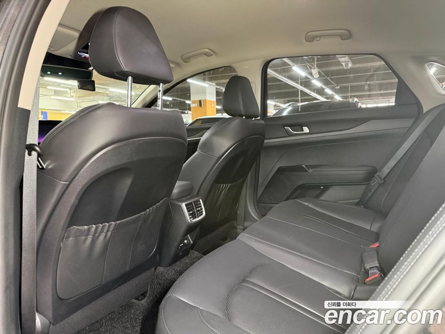 Kia K5 2023