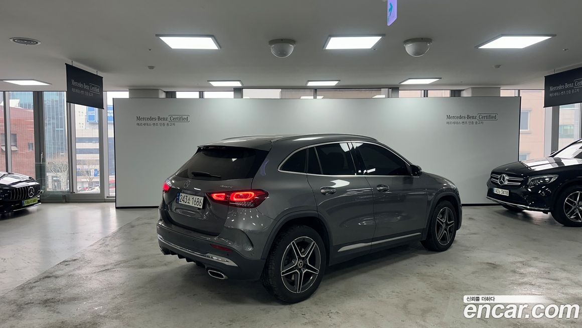 Mercedes-Benz GLA-Class 2021