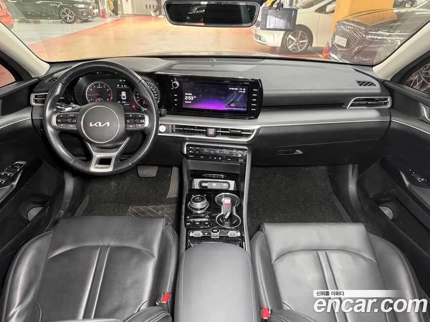 Kia K5 2023