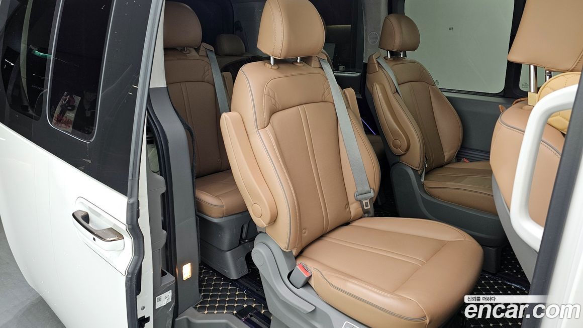 Hyundai Staria 2022