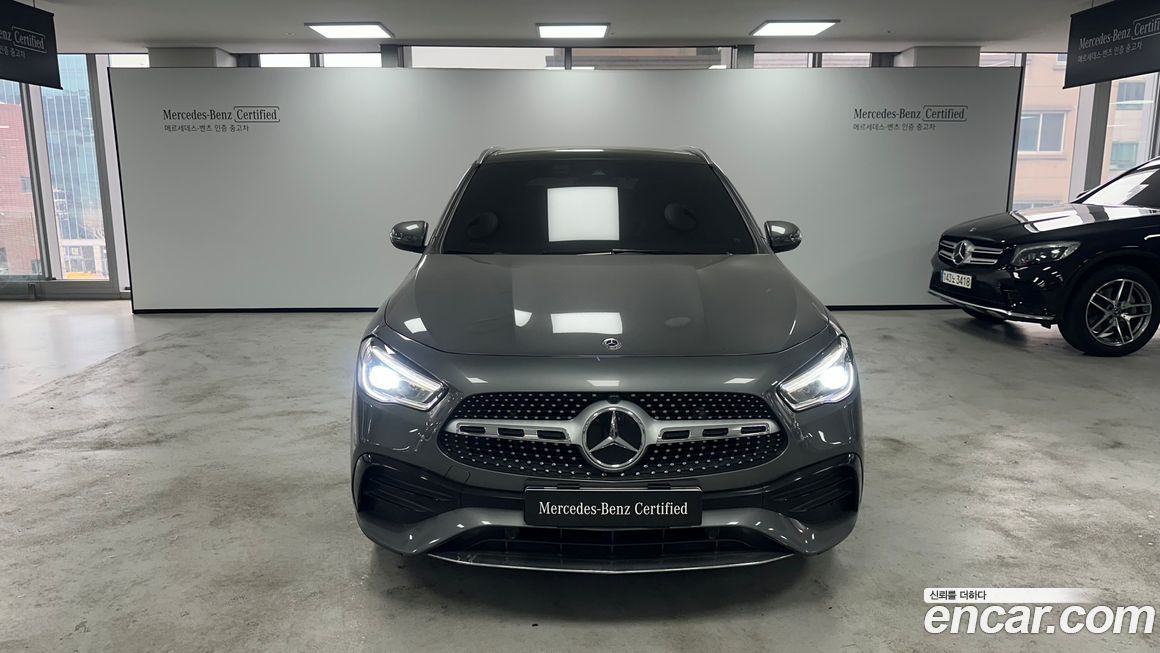 Mercedes-Benz GLA-Class 2021
