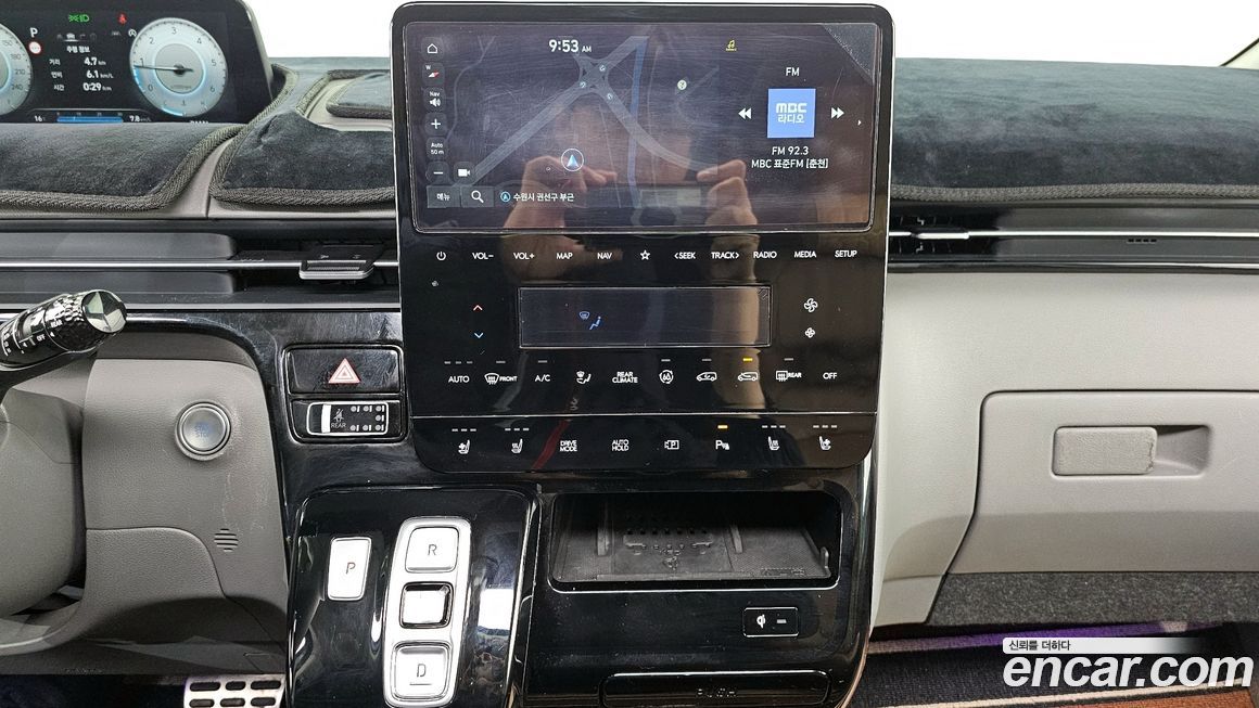 Hyundai Staria 2022