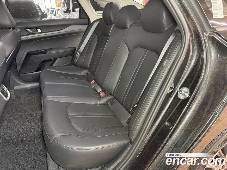Kia K5 2023