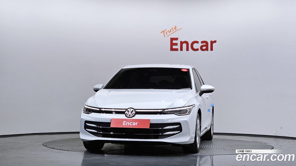 Volkswagen Golf 2025