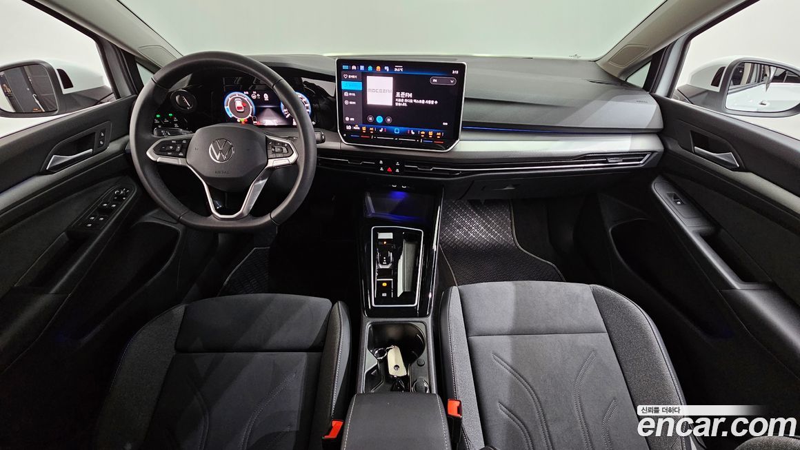 Volkswagen Golf 2025