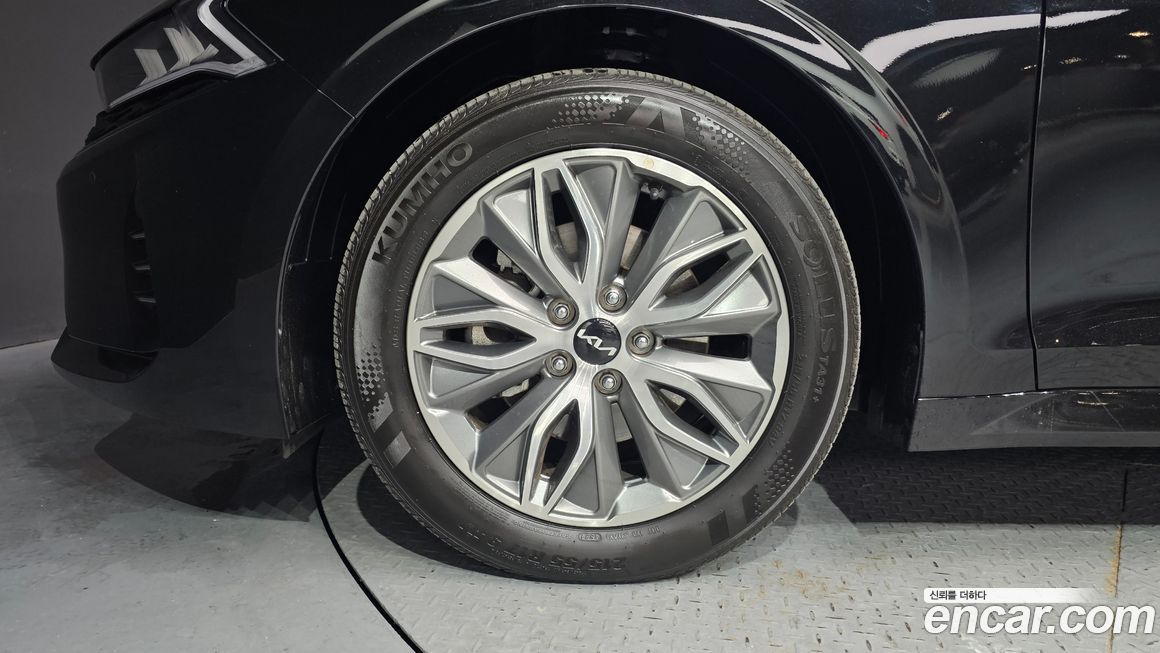 Kia K5 2023