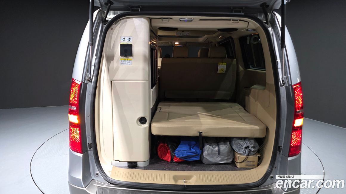 Hyundai Starex 2019