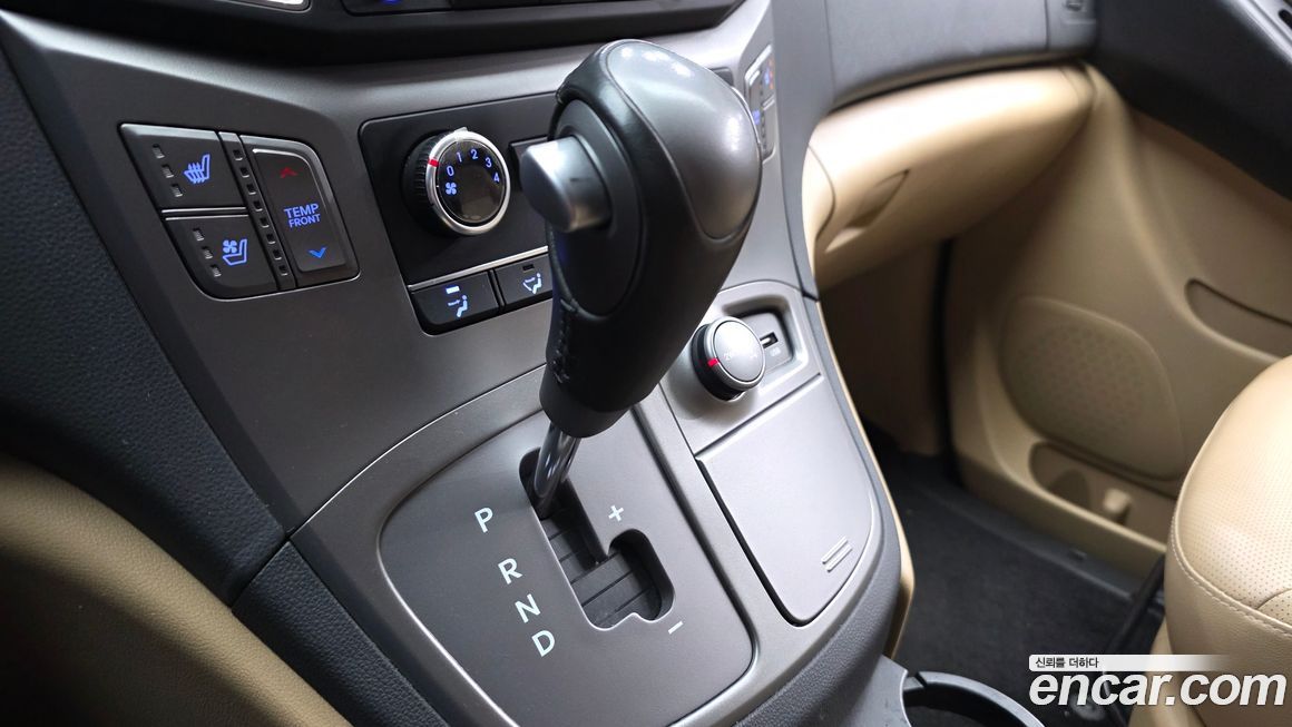 Hyundai Starex 2019