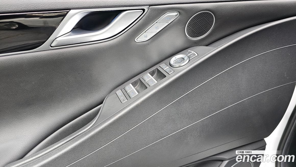 Genesis G80 2021