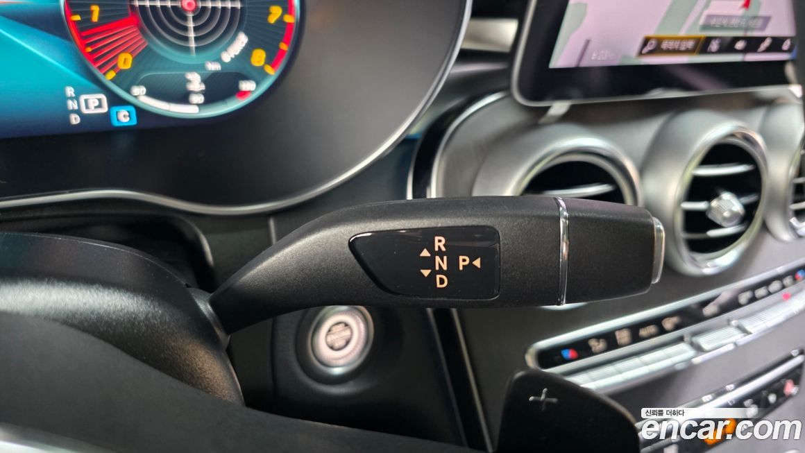 Mercedes-Benz GLC-Class 2020