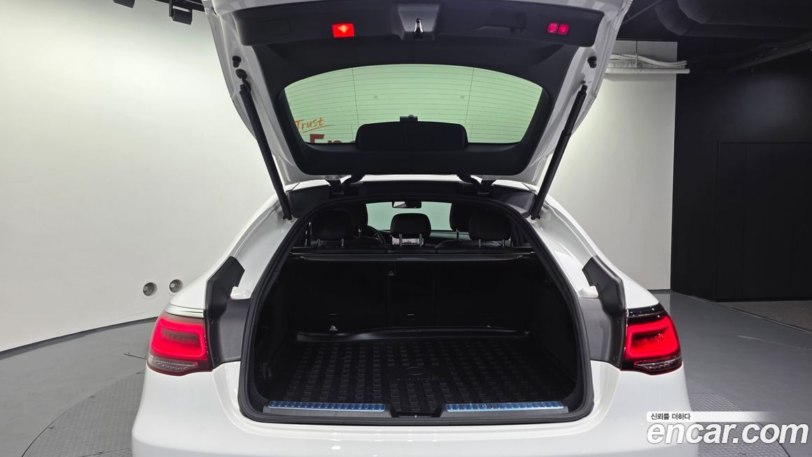 Mercedes-Benz GLC-Class 2020