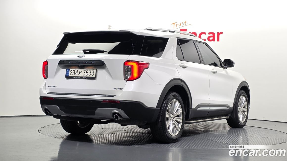Ford Explorer 2023