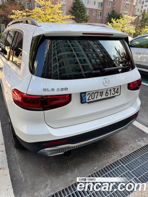 Mercedes-Benz GLB-Class 2021